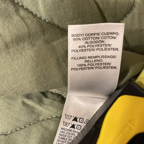 Women Lucky Brand Army Green Button Up Quilted Coat Coat Size M W/Pockets - Picture 9 of 11